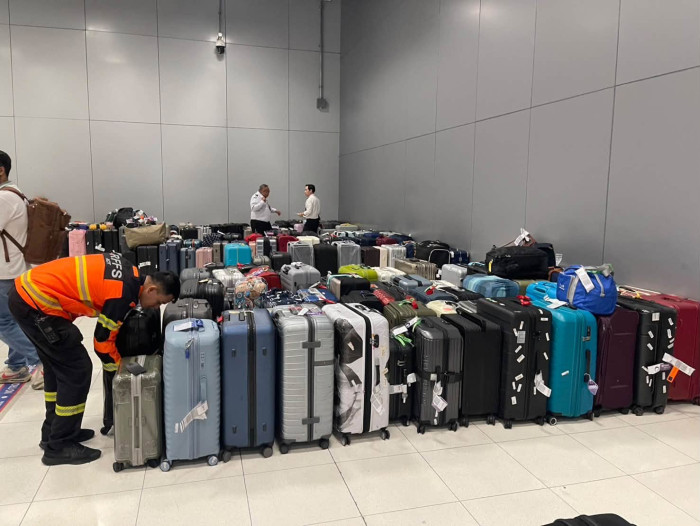 Luggage chaos, flight delays at Suvarnabhumi airport - Bangkok Post
