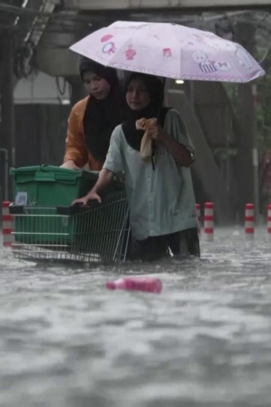 Bangkok city declared flood disaster zone