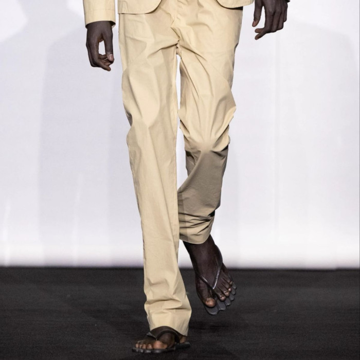 Move along tabis, Margiela has six toes now
