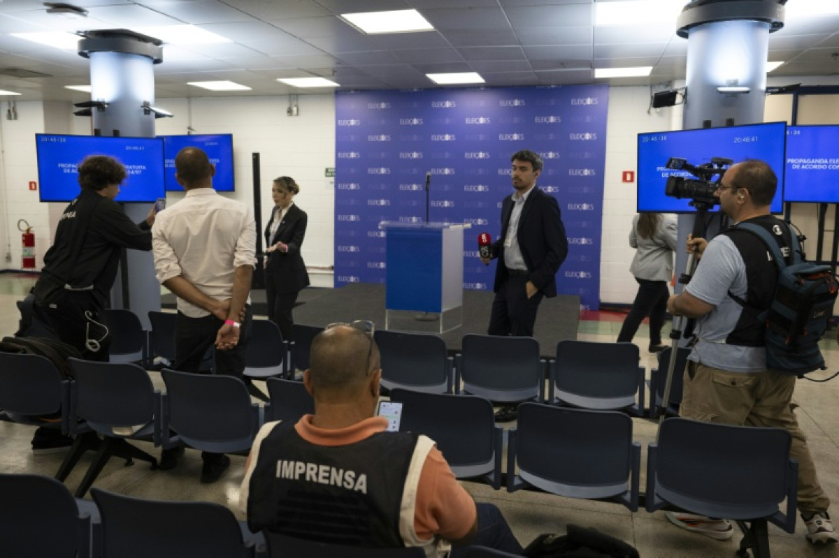 Bangkok Post - Brazil election debate chaos sparks censorship row