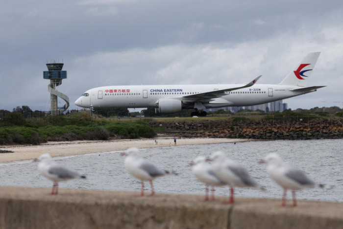 China Eastern reports passenger to police over cabin crew kneeling row - Bangkok Post