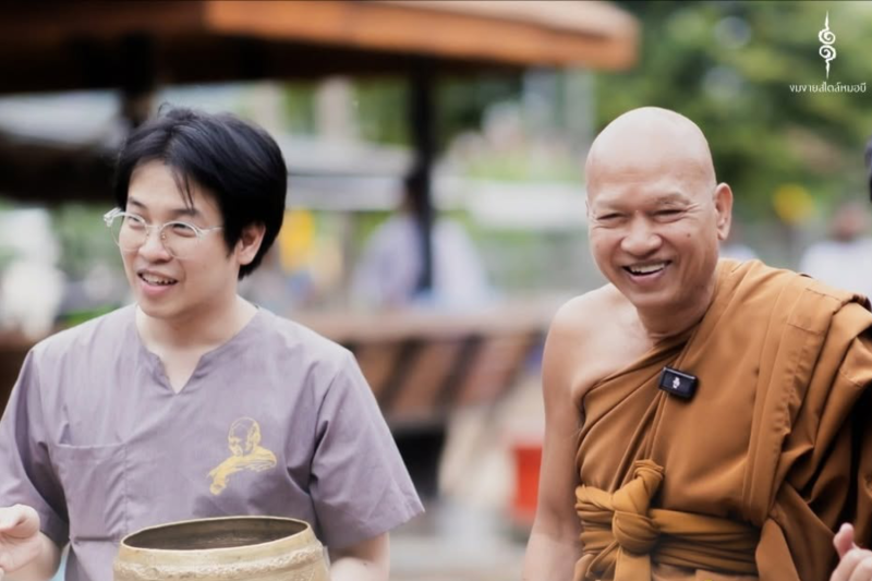 Seksan “Mor Bee” Sapsubbsakul, 44, and Alongkot Phoolmuk, 66, formerly known as Luang Phor Alongkot, have been convicted of misappropriating and embezzling donations made to the internationally renowned Aids hospice temple Wat Phrabat Namphu, founded in 1992 in Lop Buri province. (Photo supplied)