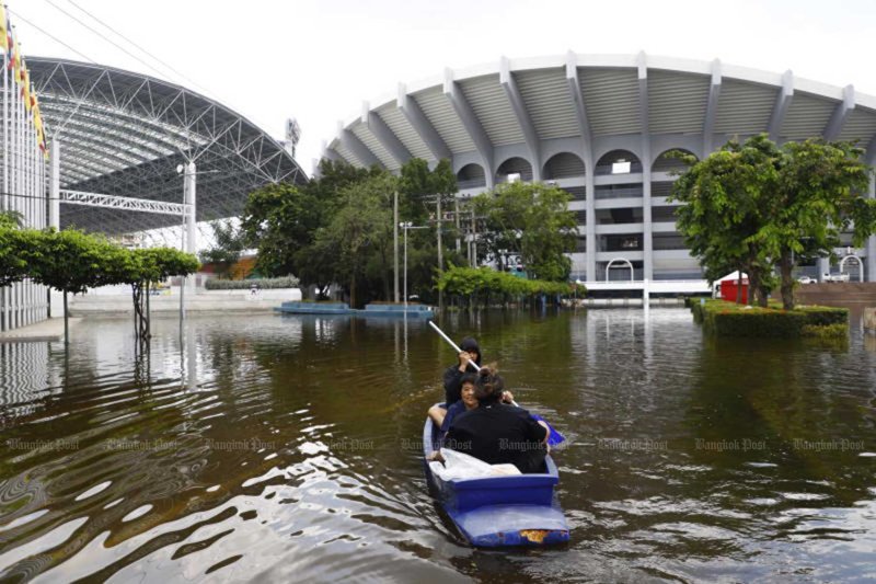 Flooding at the Rajamangala National Stadium in Bangkok on Sept 30. Nutthawat Wichieanbut