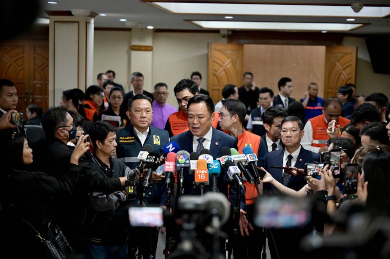 Prime Minister Anutin Charnvirakul speaks to reporters about the flood situation across Thailand after a Friday morning meeting of the National Disaster Prevention and Mitigation Command. (Photo: Royal Thai Government)