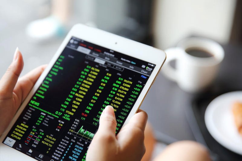 Thai shares rebound on Friday in a short-term relief rally. (Photo: 123RF)
