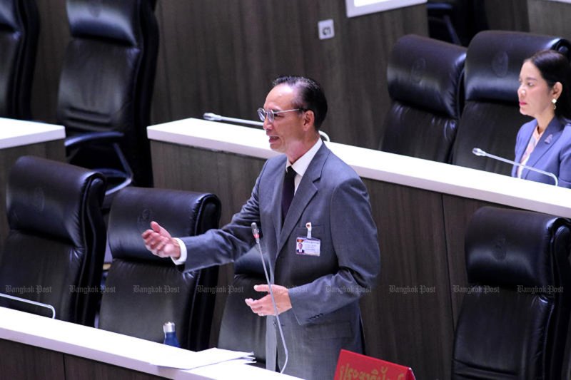 Democrat Party deputy leader Korn Chatikavanij speaks during the budget debate in parliament on Sept 8. (Photo: Chanat Katanyu)