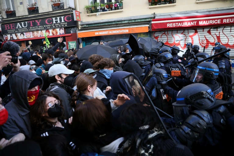 Protesters clash with police officers during a demonstration to protest against the high cost of living, in Paris on Oct 17, 2026. (Photo: AFP)
