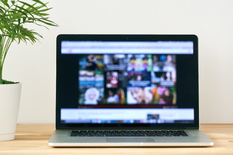 Advertiser checks tightened to curb online scams
