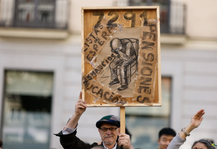 250,000 rally in Madrid demanding state pension guarantees - Bangkok Post
