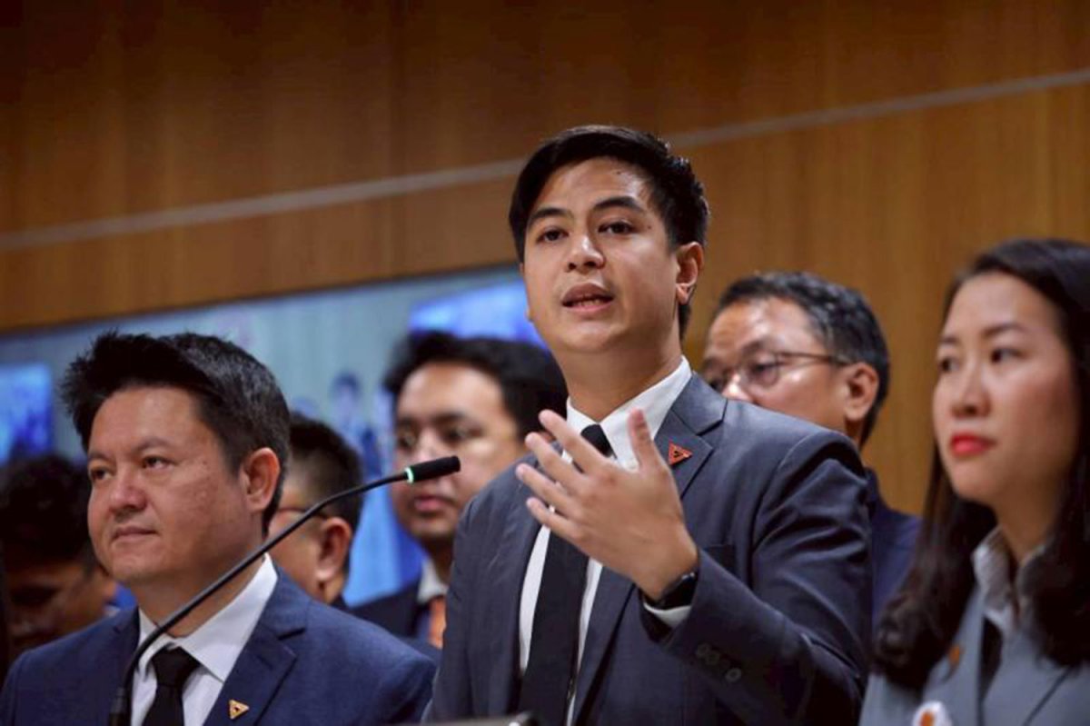 Bangkok Post - Opposition distances itself from bogus B7m tea-money payment