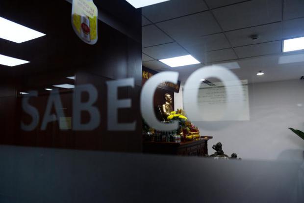 Major foreign brewers including Thailand's two largest players are bidding to acquire shares in Saigon Beer Alcohol Beverage Corporation (Sabeco), which listed on the Ho Chi Minh Stock Exchange last month. (Photo: Reuters)