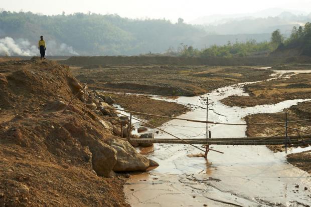 ebbs and woes: Villagers in Myaung Pyo say the creek began to dry up in the 1990s after Heinda Tin Mine, which is run by Thai-owned Myanmar Pongpipat Co, set up shop in the area. (Photo by Sayan Chuenudomsavad)