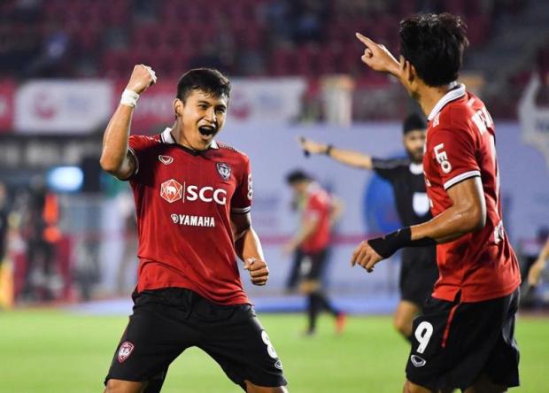 Muang Thong lift Mekong title