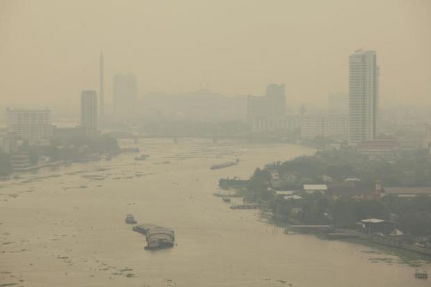 Air quality again hits unsafe levels