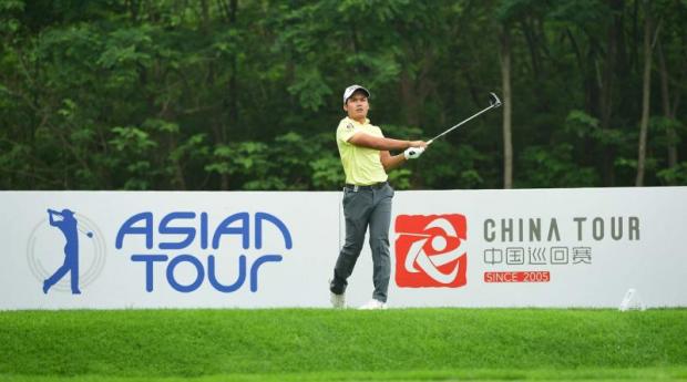 Bangkok Post Confident Natipong finds his way to top