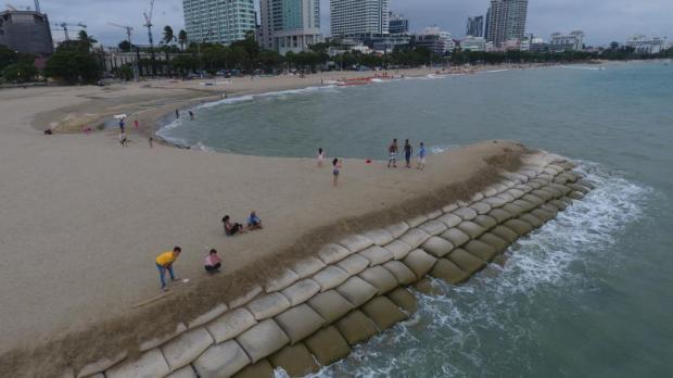 Restored Pattaya beach lures tourists