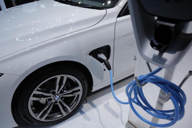 BMW taps Draxlmaier for batteries