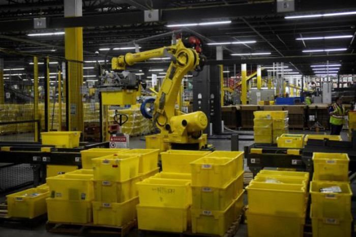Bangkok Post - Amazon: Fully automated depots decade away
