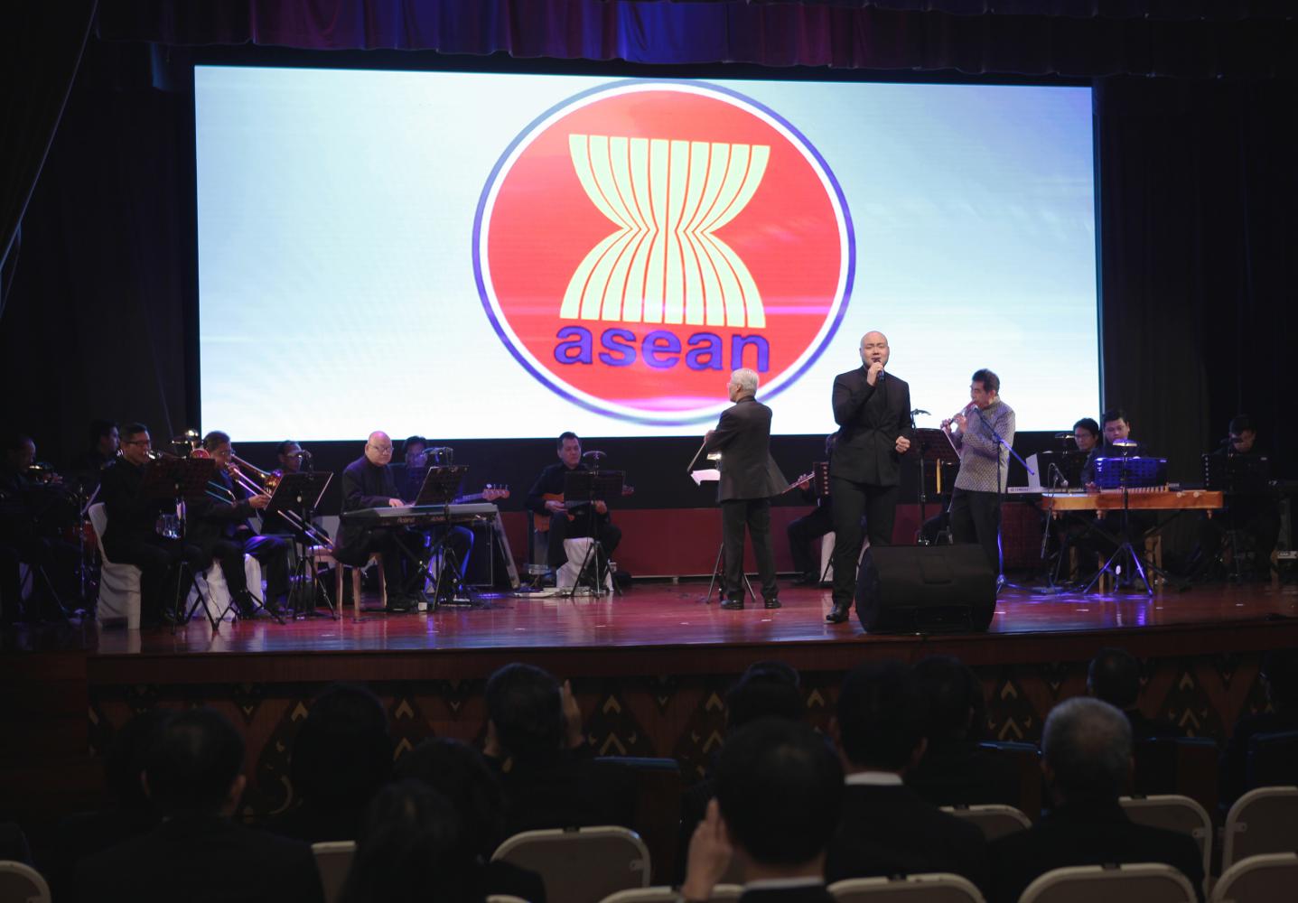 Thai chair and new branding of Asean