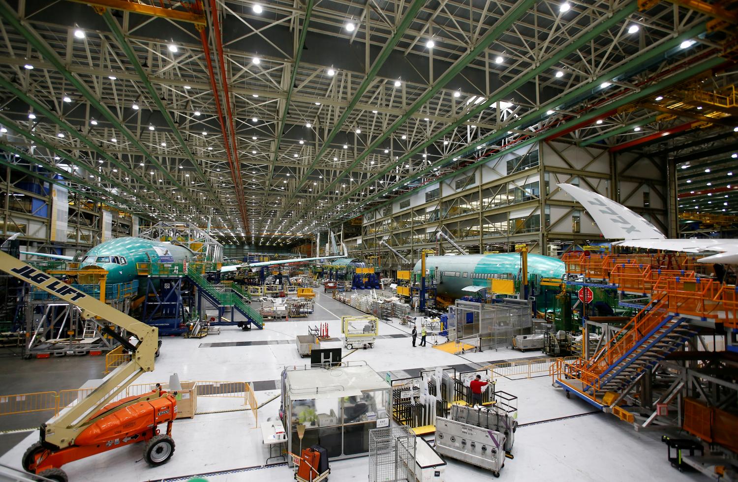 Several 777X aircraft are seen in various stages of production during a media tour of Boeing Co's production facility in Everett, Washington on Feb 27, 2019. (Reuters photo) Several 777X aircraft are seen in various stages of production during a media tour of Boeing Co's production facility in Everett, Washington on Feb 27, 2019. (Reuters photo)