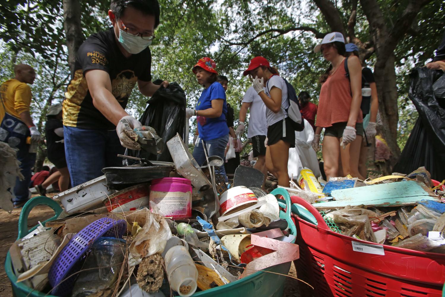 Dugong deaths spark calls for plastic ban