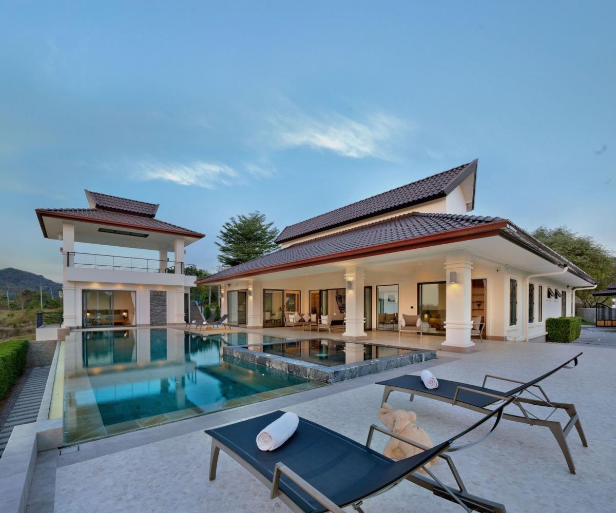 A sample of Villa Kemala at Banyan Residences Villas Hua Hin, priced between 15-80 million baht a unit.