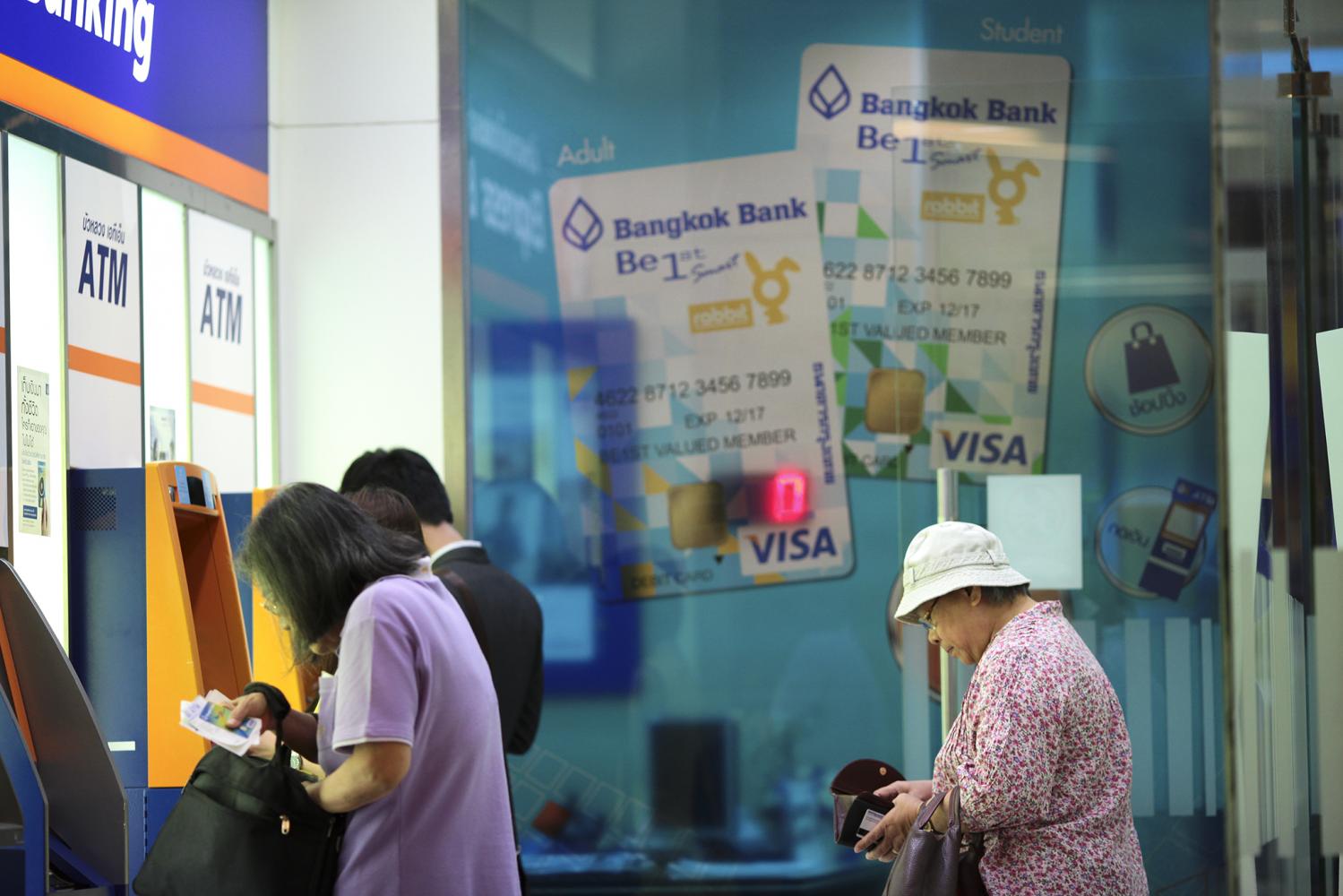 Bank of Thailand readies rejig of fees