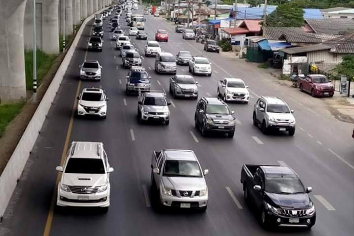 Mass exodus on the road