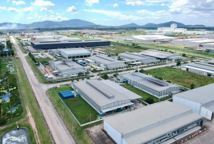 Land sales fall 3.9% while investors away