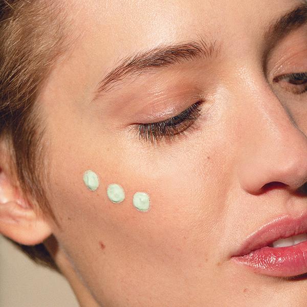 sensitive camomille yves rocher corrective green cream