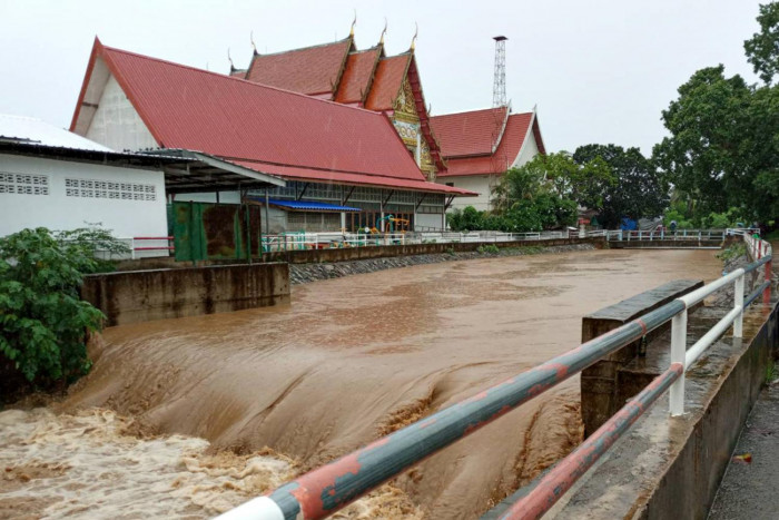 Downpours to hit 40 provinces