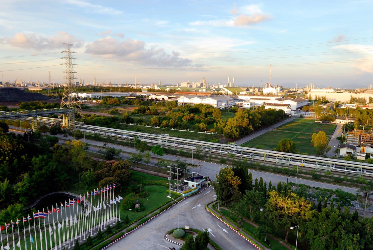 IEAT builds eco-towns for factories