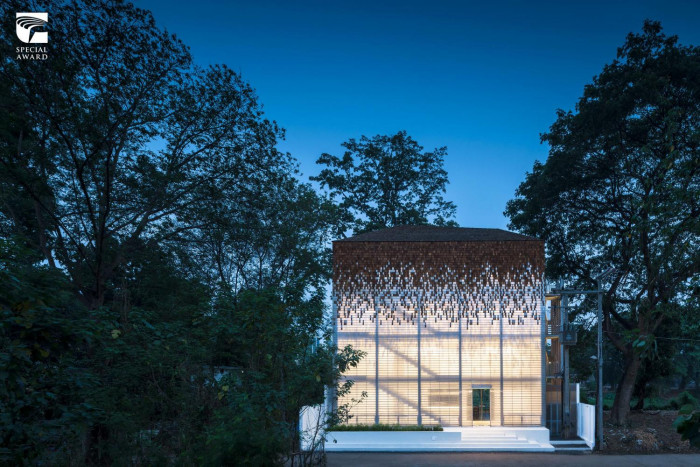 Two Thai companies bag prestigious design award - Vimarsana News