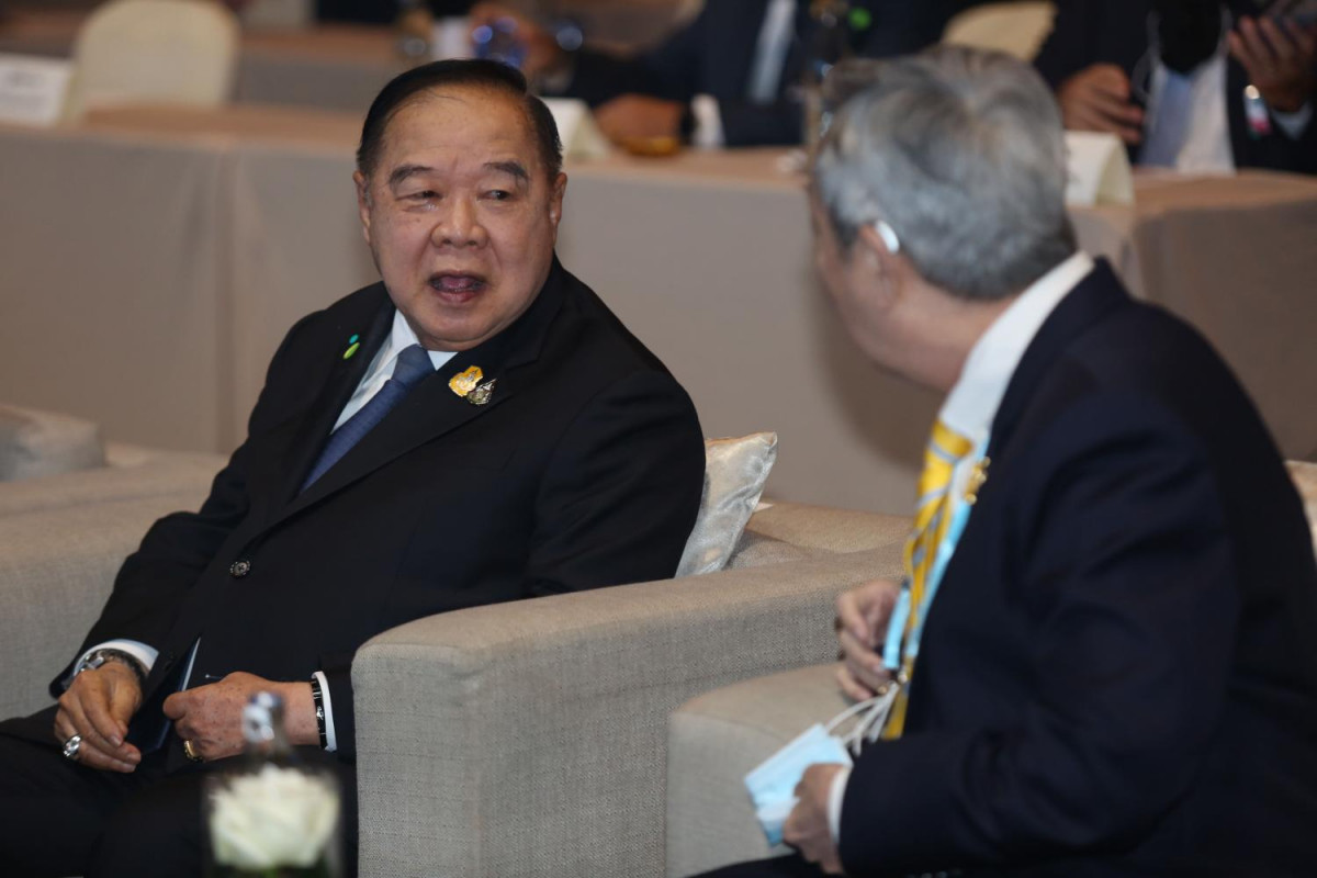 Bangkok Post - Okay, dens do exist: Prawit