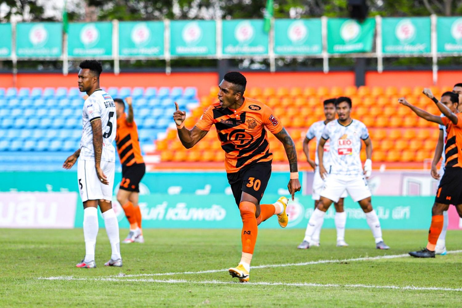 Kirins Take Fourth Spot As Beetles Crash At Prachuap