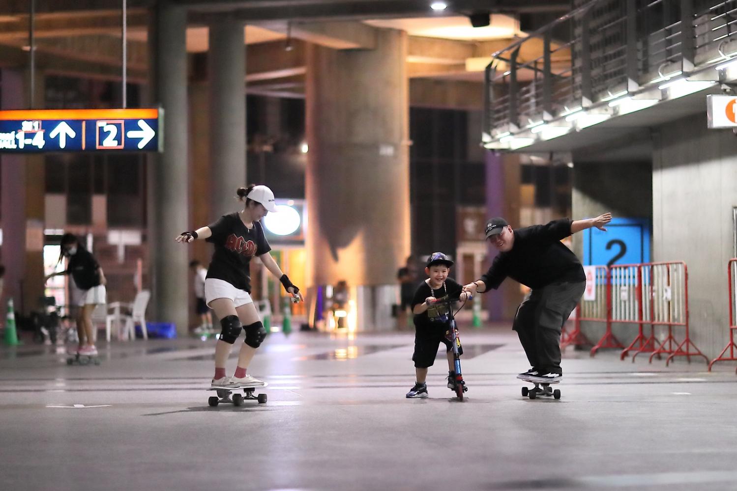 Surf skate craze comes to Impact Arena