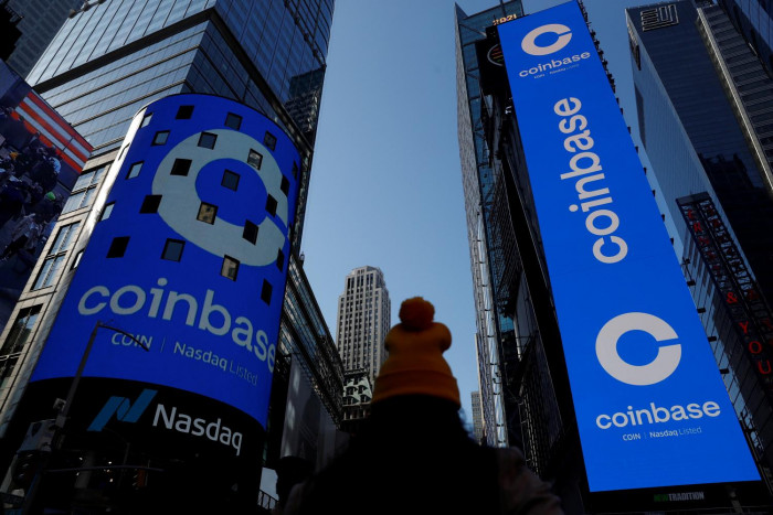 Coinbase Builds a $4 Billion Cash Pile To Weather Tighter Regulation, Crypto Risks - Vimarsana News