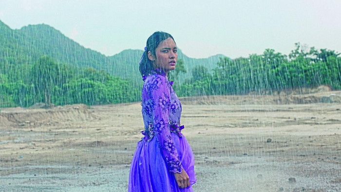 Girlhood and a city in flux - Vimarsana News