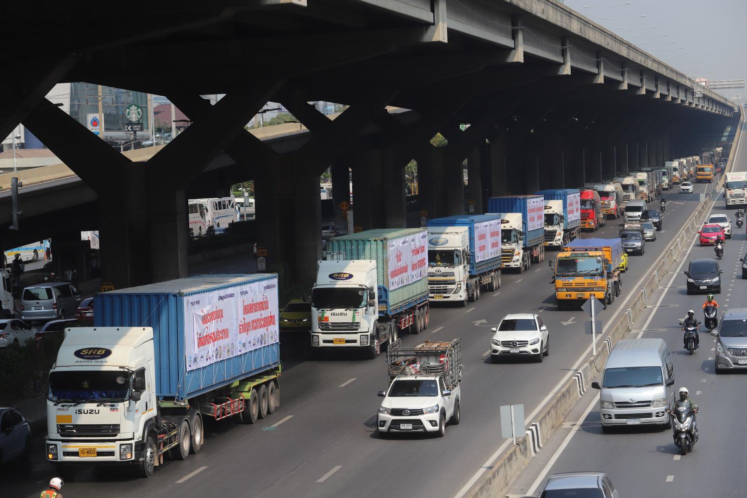 Angry truckers vow not to roll over