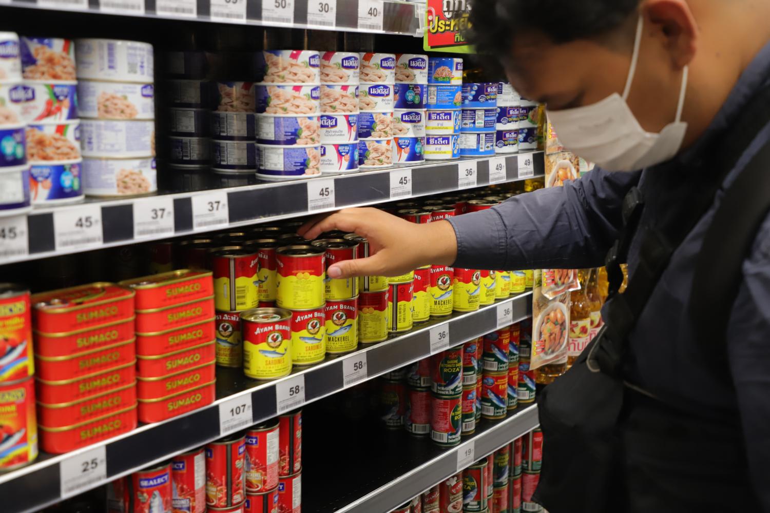 Renewed anti-dumping duties affect canned food prices. Pornprom Satrabhaya