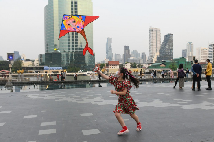 Go fly a kite at Iconsiam - Vimarsana News
