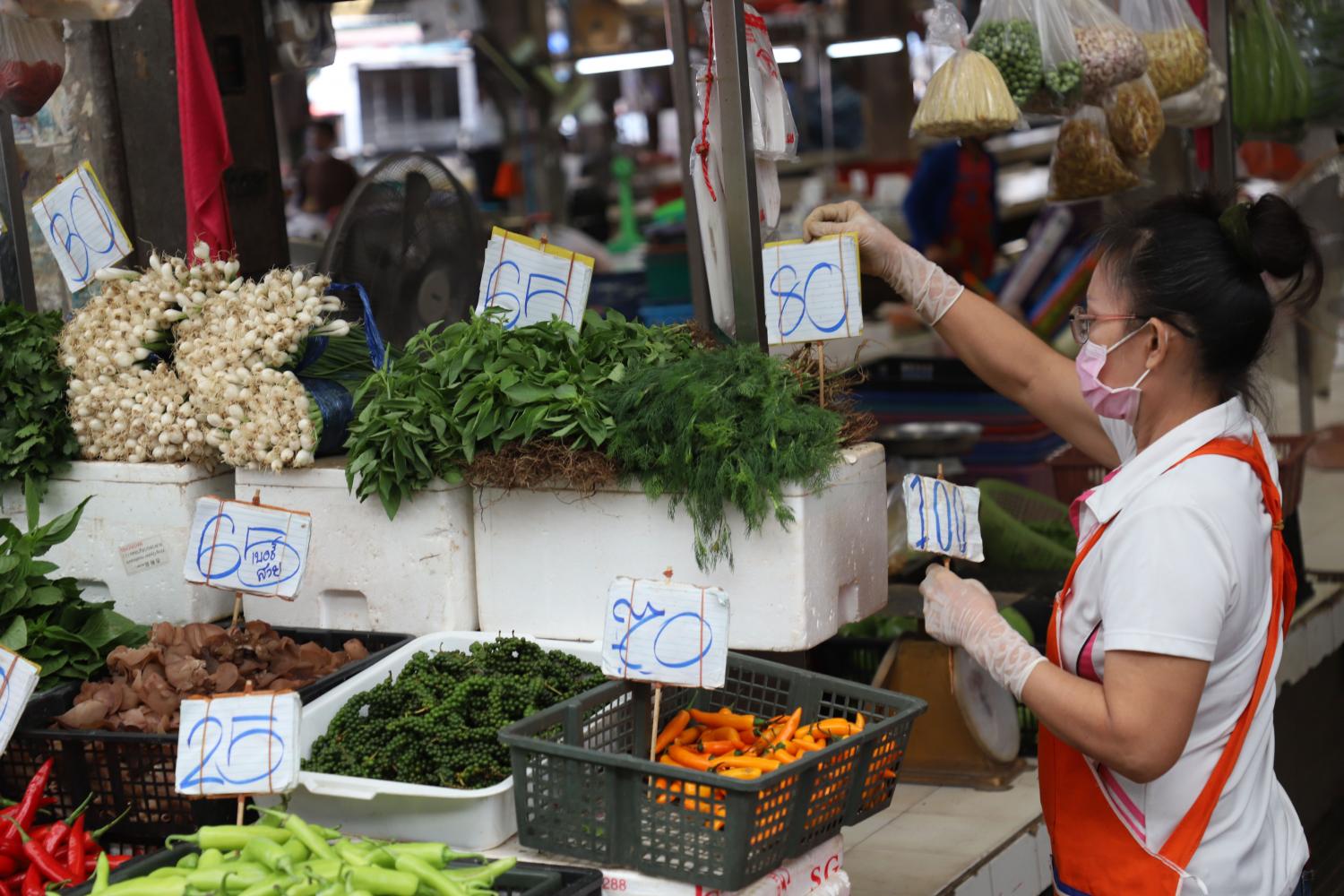 Vendors at Bang Kapi market in Bangkok have raised their prices due to the impact of Russia's invasion of Ukraine. (Photo: Varuth Hirunyatheb)