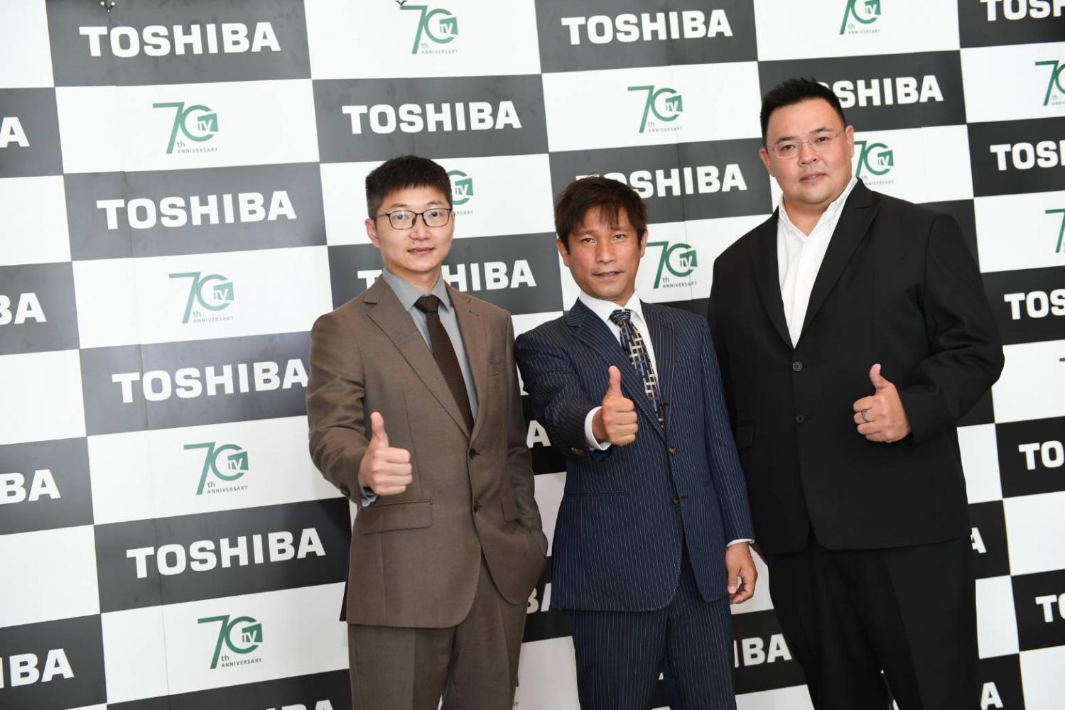 From left are Mr Nishioka, Mr Zhu and Mr Pongthep. According to Mr Zhu, the overall TV market in Thailand has reached saturation with an annual growth of only 3%.