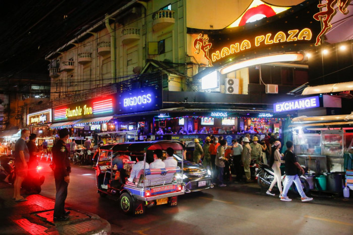 Nightspots warned to follow rules - Vimarsana News