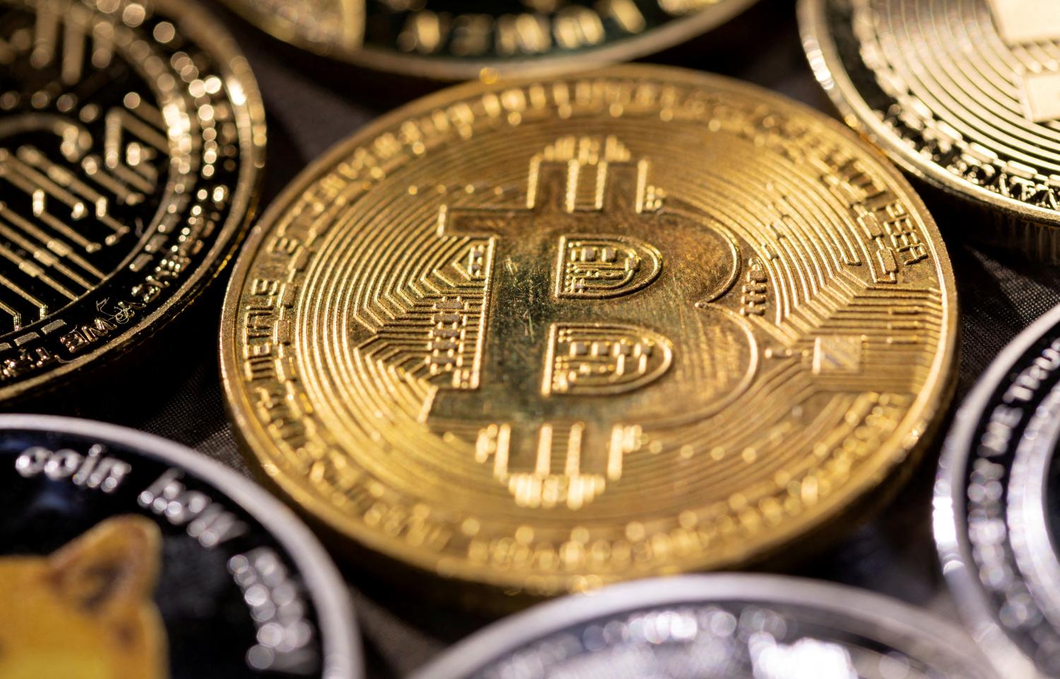 Bitcoin recovers as the wealthy swoop in