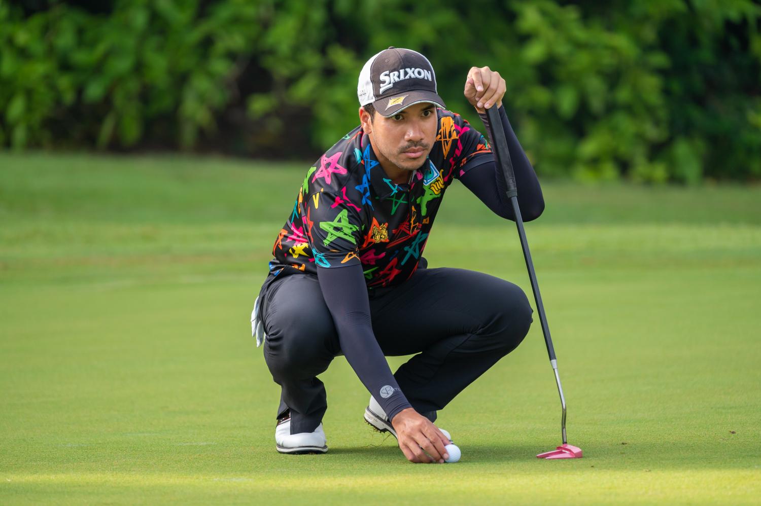 Birdie machines Kho and Itthipat set early pace