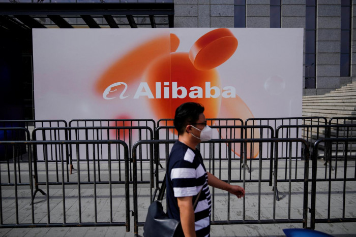 Latest U.S. Chip Curbs Deliver Setback to China's AI Ambitions - Vimarsana News
