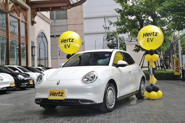 Look before you buy: Hertz offers EV rentals - Vimarsana News