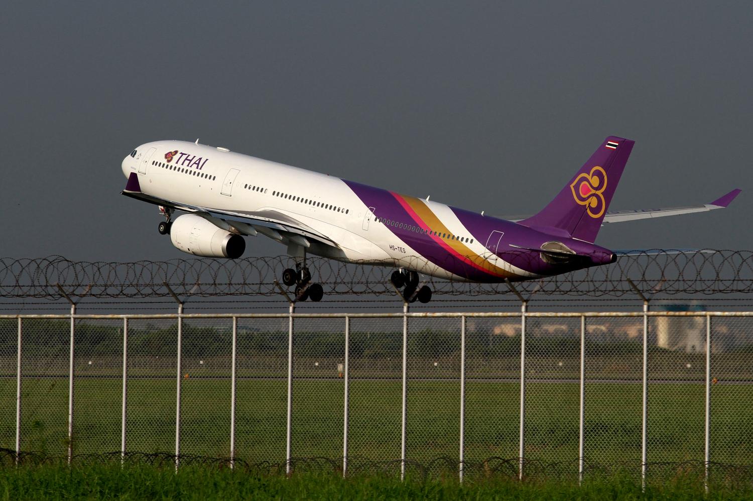 A THAI jet taking off from Suvarnabhumi airport. (Photo: Somchai Poomlard)