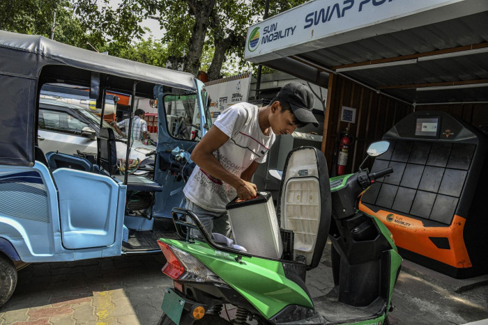 Mopeds, rickshaws key to EV boom - Vimarsana News